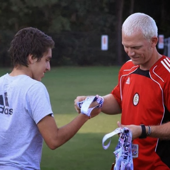 Meet your Posher, Lucas - Picture 1 of 1